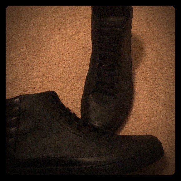 Gucci Other - Brand new Gucci shoes never been worn